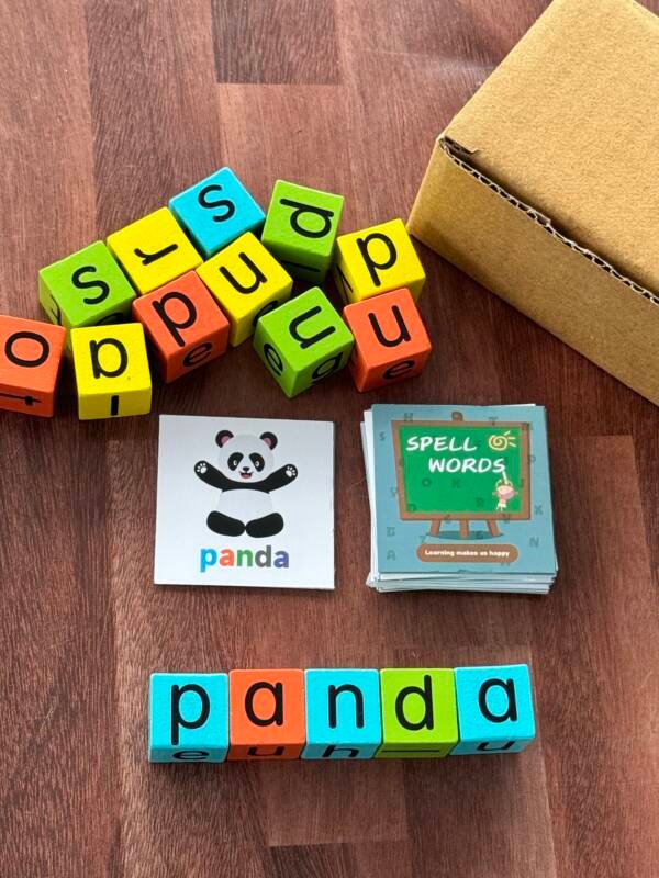 Word Matching Cube [Wooden]