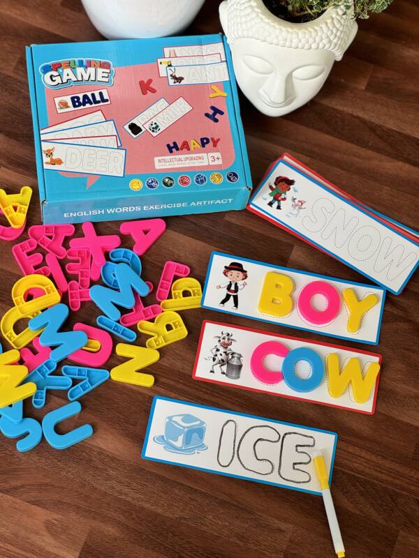 Spelling matching game